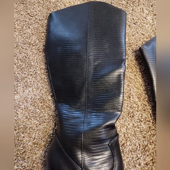 Shoedazzle Ynez black faux leather pointed toe wedge boots - Picture 7 of 16